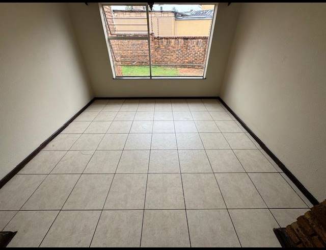 4 BEDROOM HOUSE FOR SALE IN EDLEEN